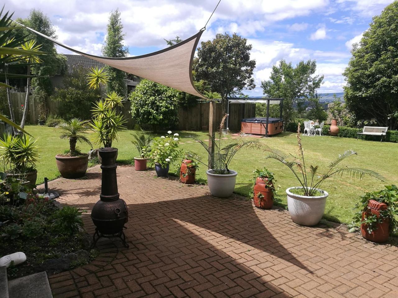 Geyser Lookout Bnb Rotorua Eksteriør billede